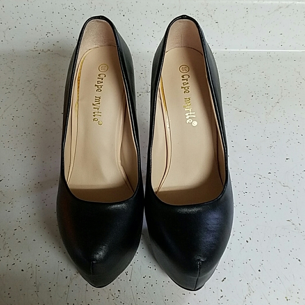 Crape Myrtle Pumps - Picture 2 of 4